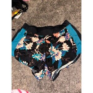 Roxy shorts